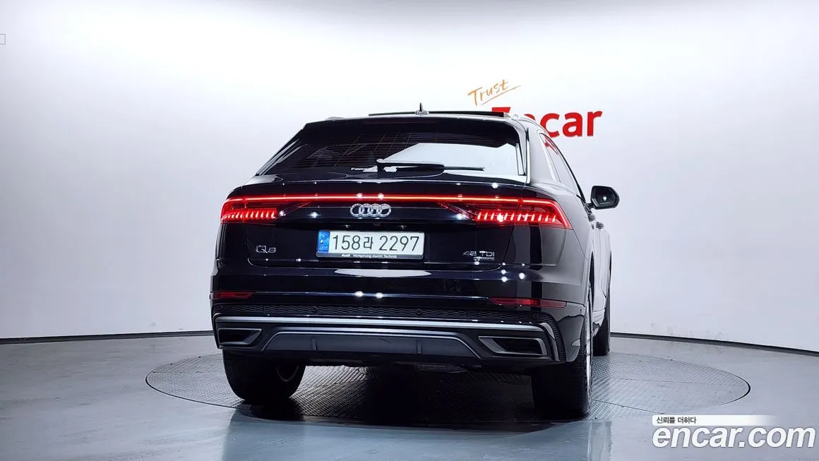 Audi Q8 2021 из KR, фото 3