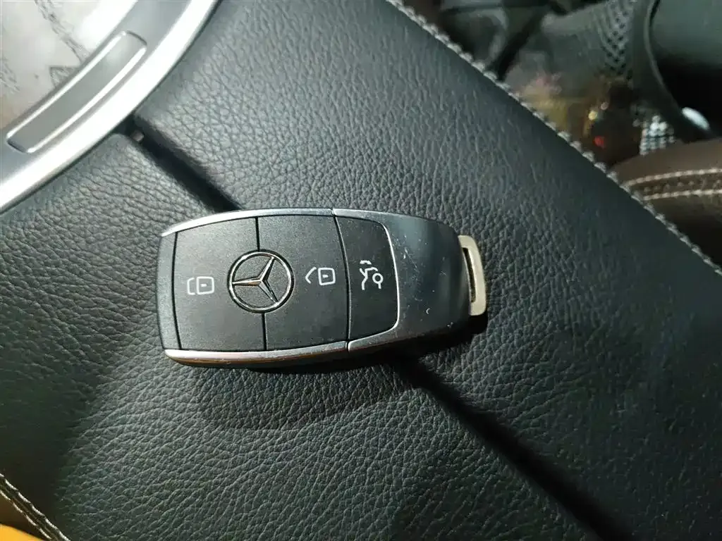 Mercedes-Benz GLC 2022 из CN, фото 3