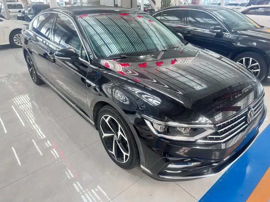 Volkswagen Magotan 2023 из CN, фото 4