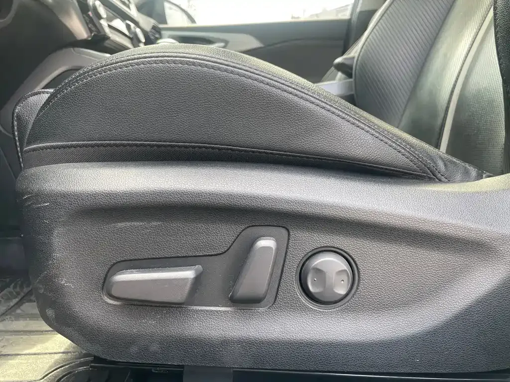 Hyundai Fista — фото 10