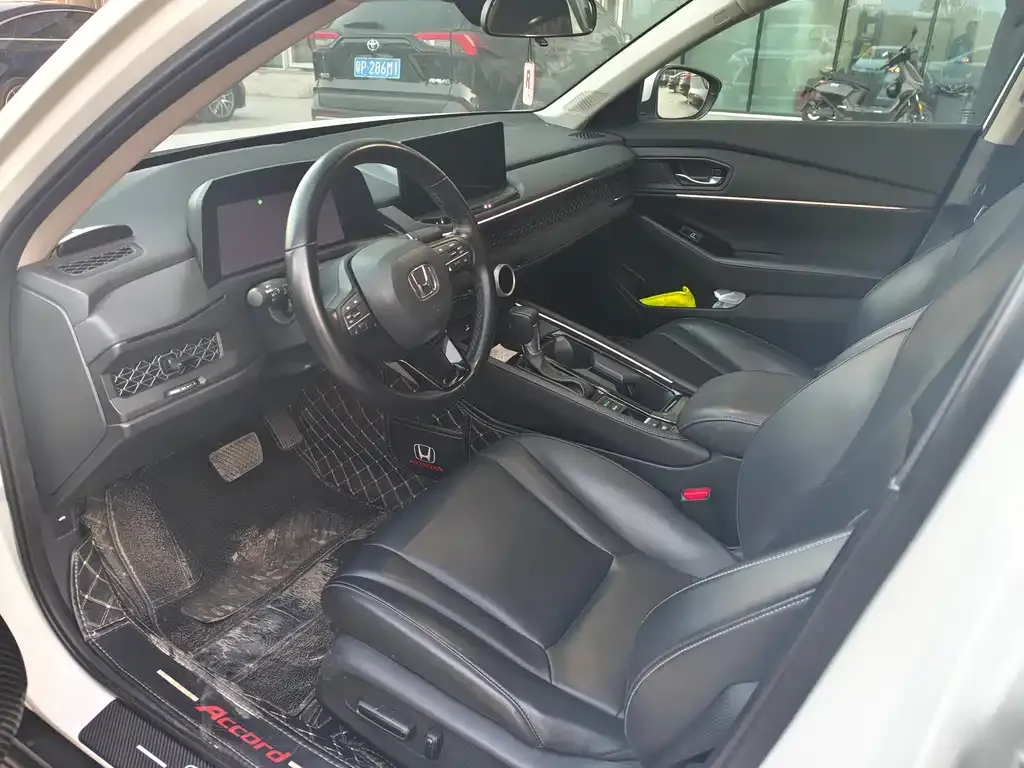 Honda Accord — фото 5