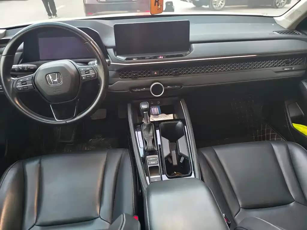 Honda Accord — фото 3