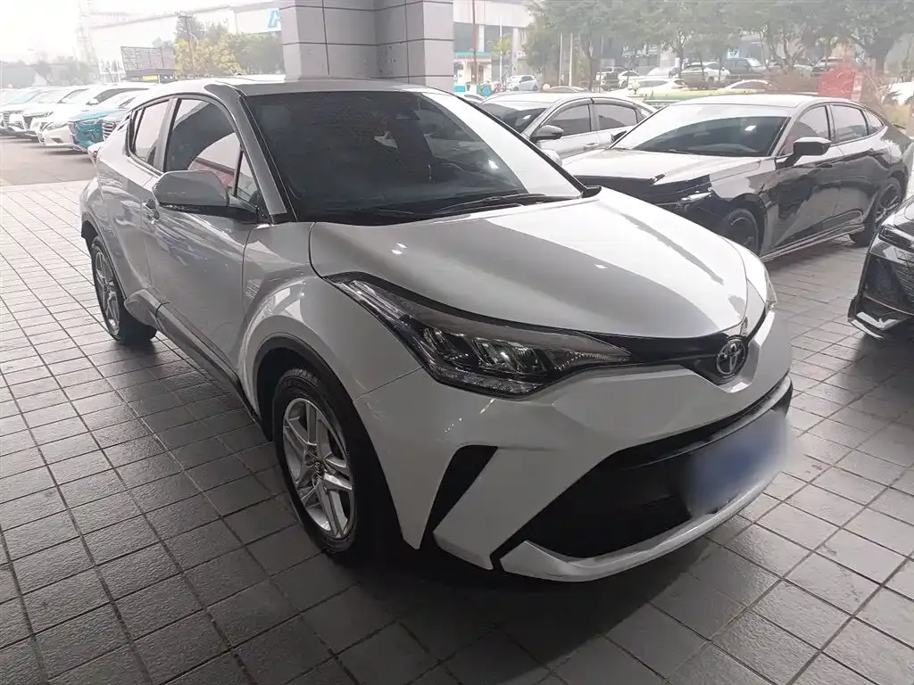 Toyota C-HR 2022 из CN, фото 2