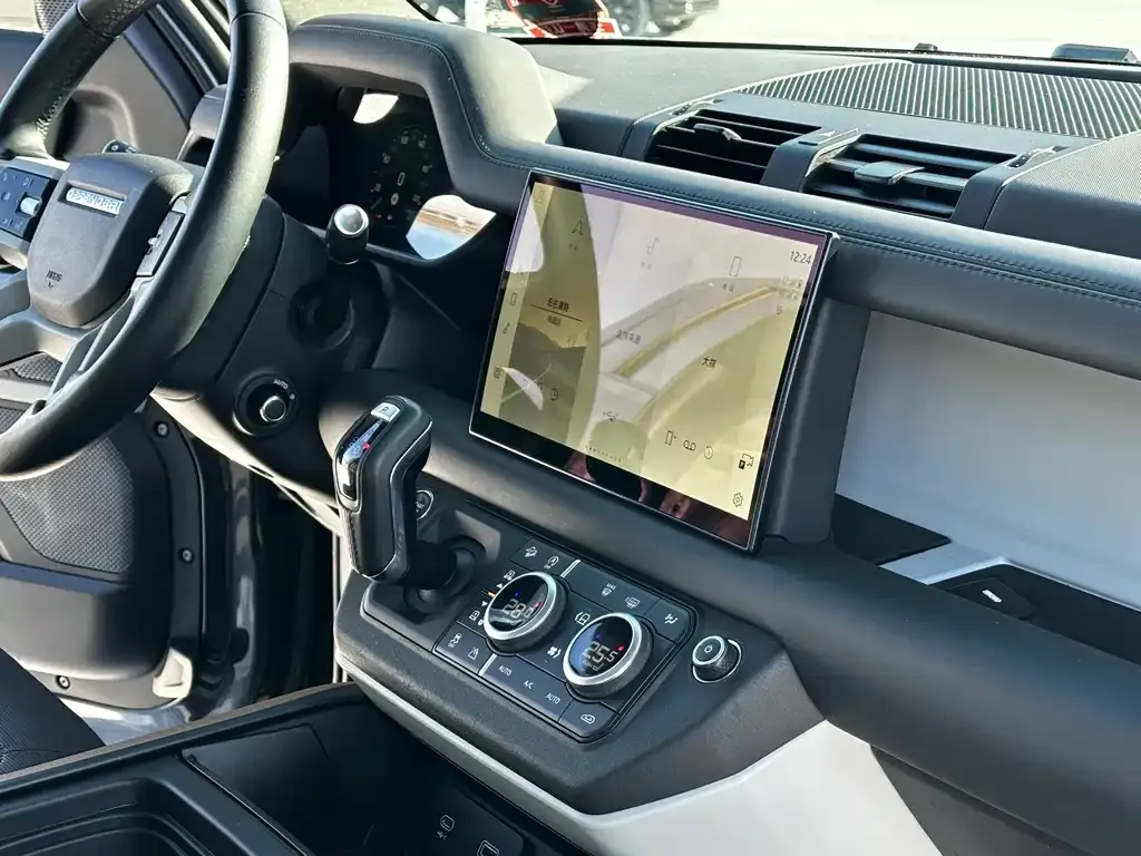 Land Rover Defender 2023 из CN, фото 7