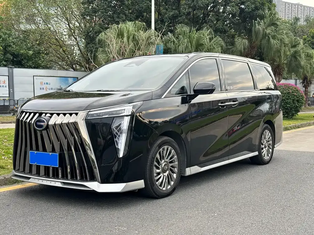 GAC Motor Trumpchi M8 — фото 1