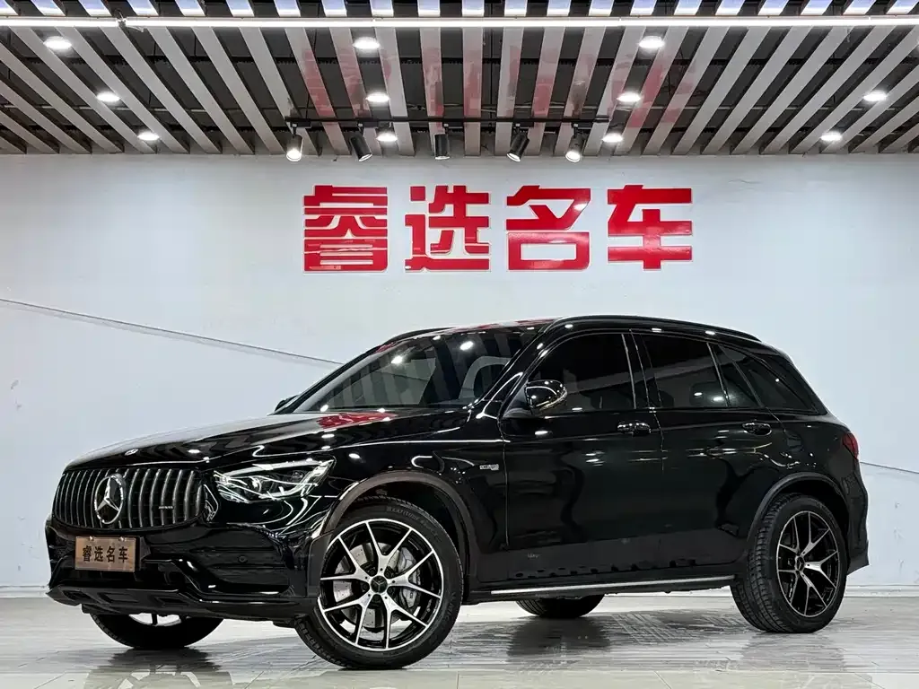 Mercedes-Benz GLC AMG — фото 1