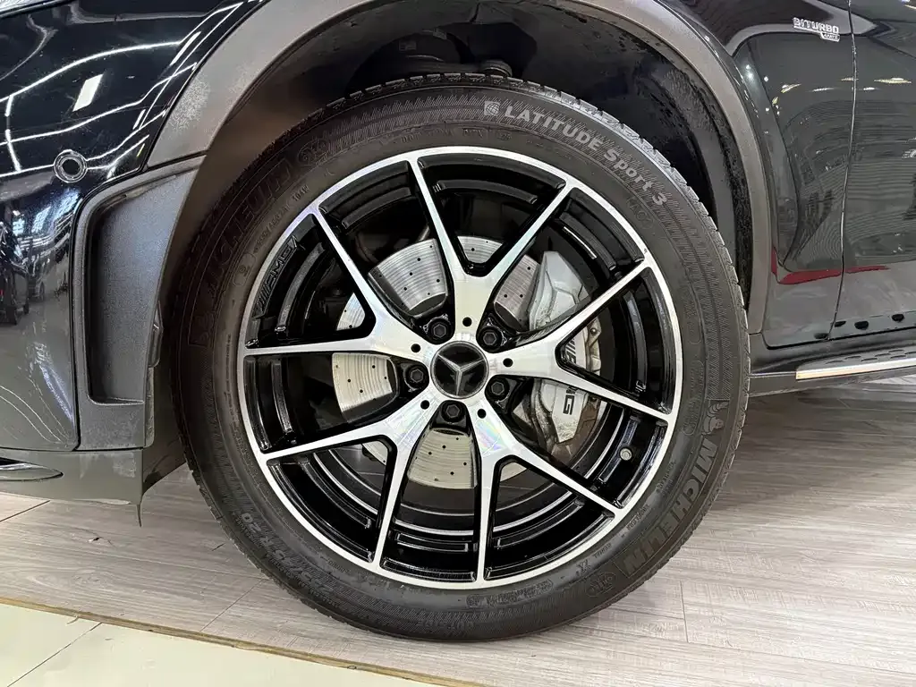 Mercedes-Benz GLC AMG — фото 6