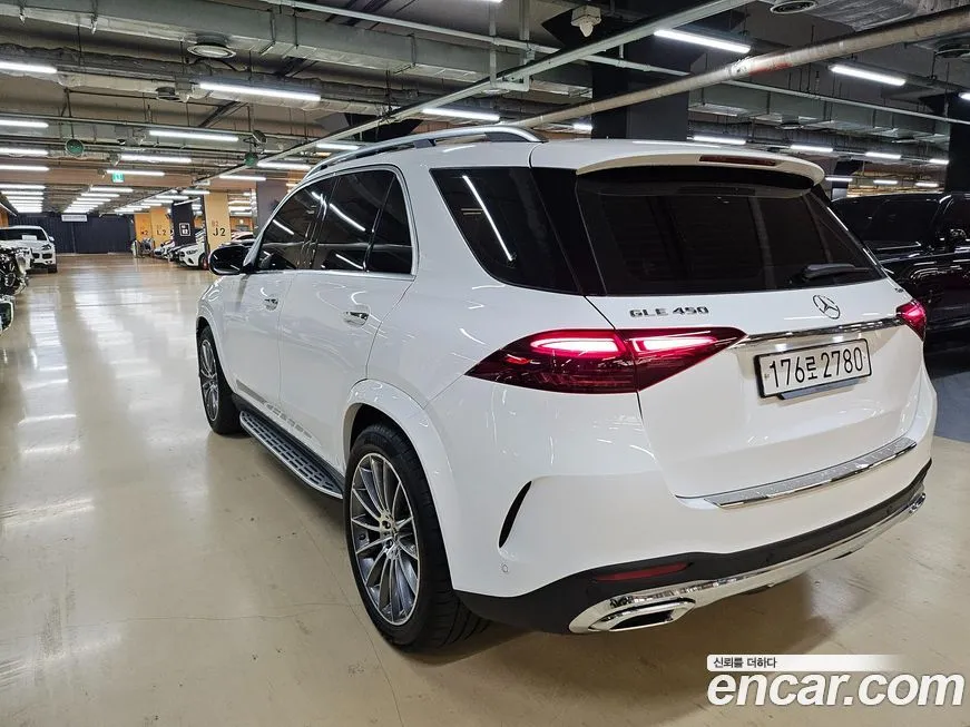 Mercedes-Benz GLE-Class — фото 7