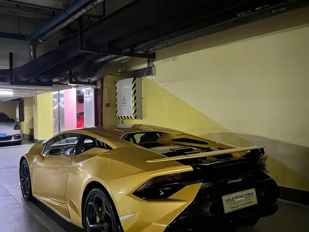 Lamborghini Huracan — фото 2
