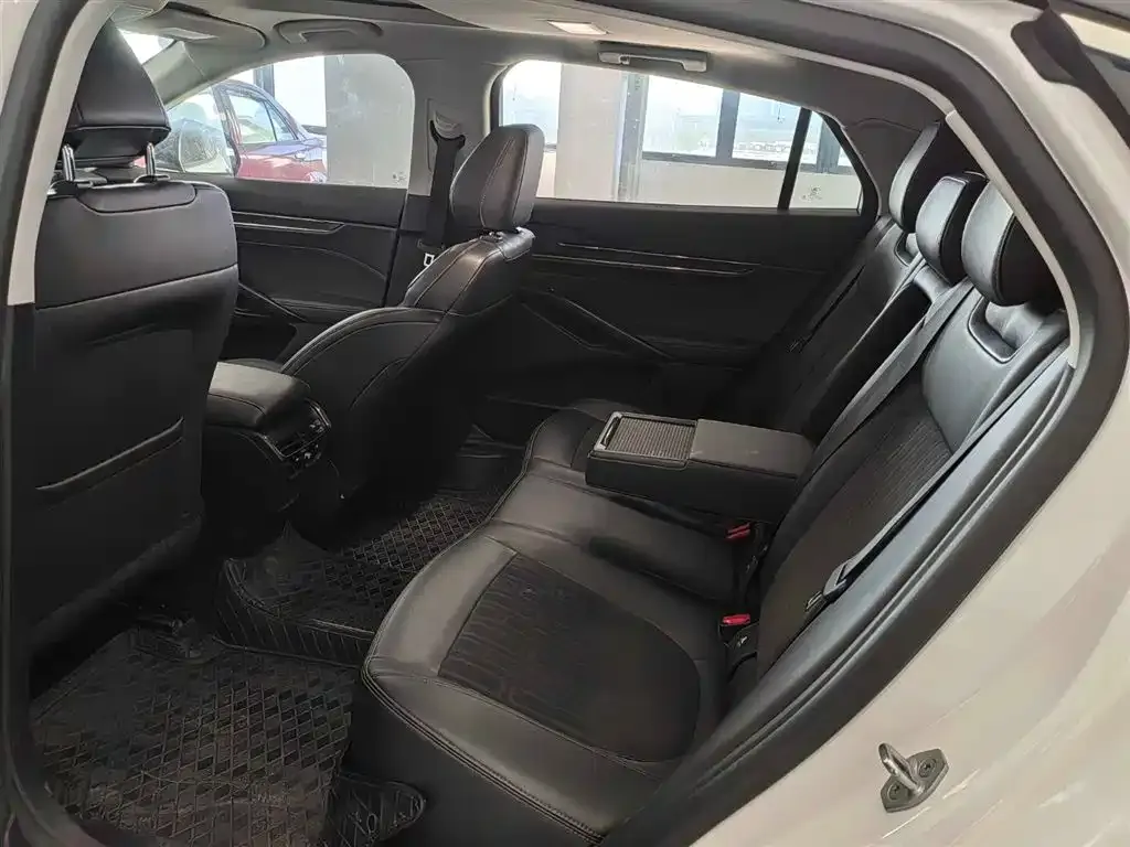 Ford Mondeo 2024 из CN, фото 8