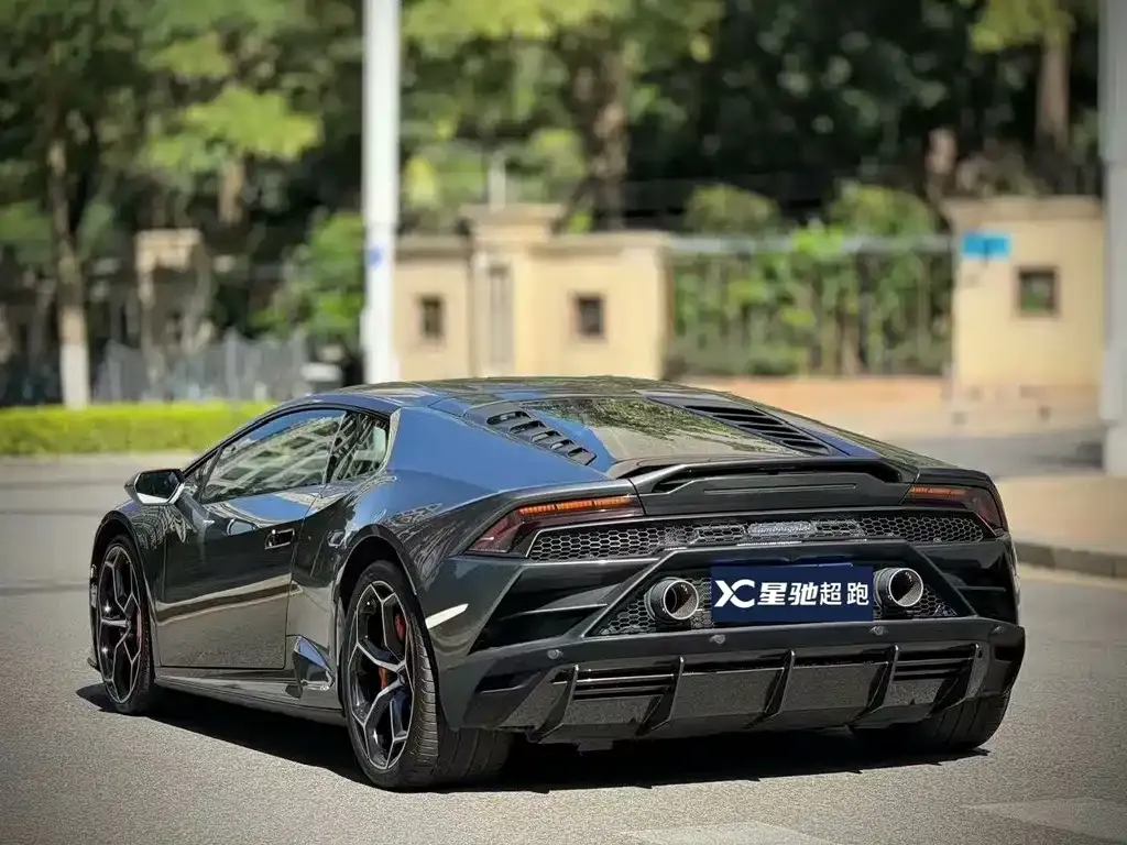 Lamborghini Huracan — фото 9