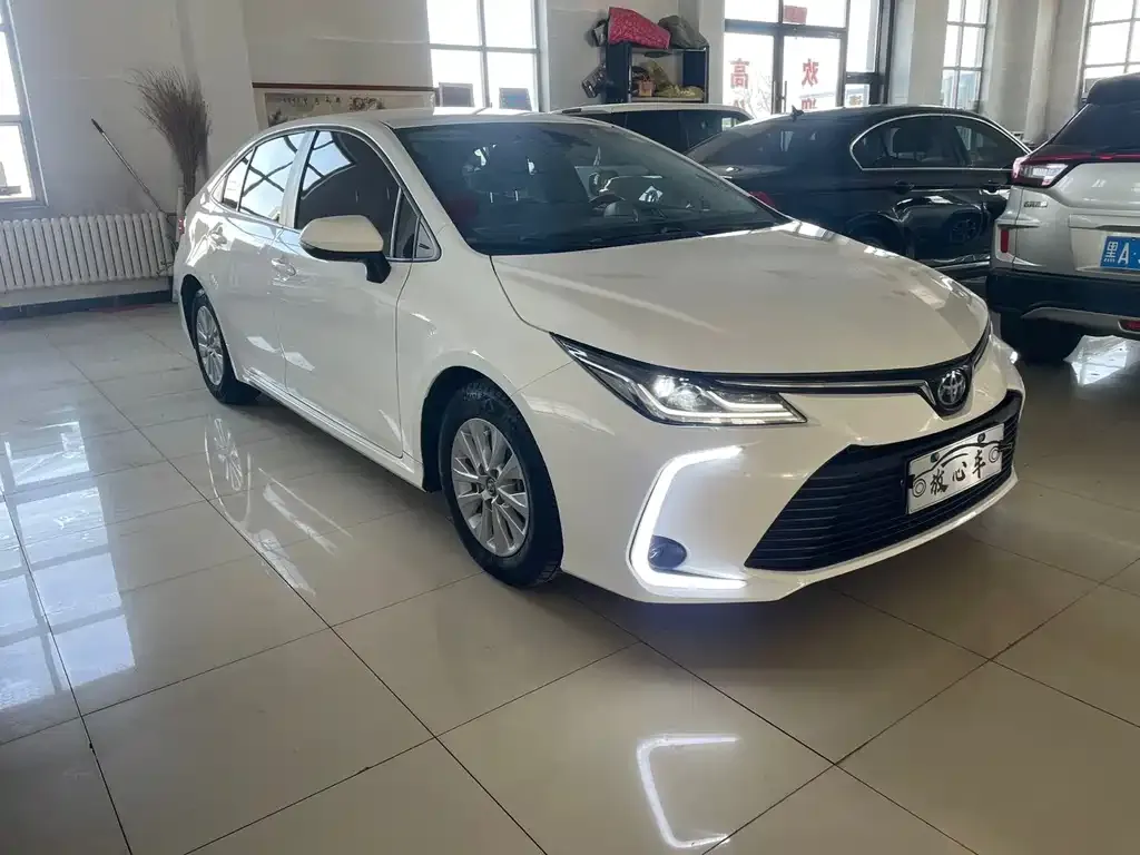 Toyota Corolla 2022 из CN, фото 9
