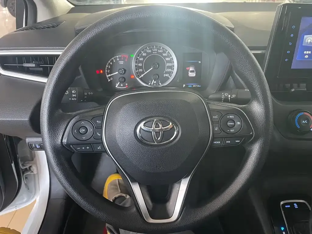 Toyota Corolla 2022 из CN, фото 8