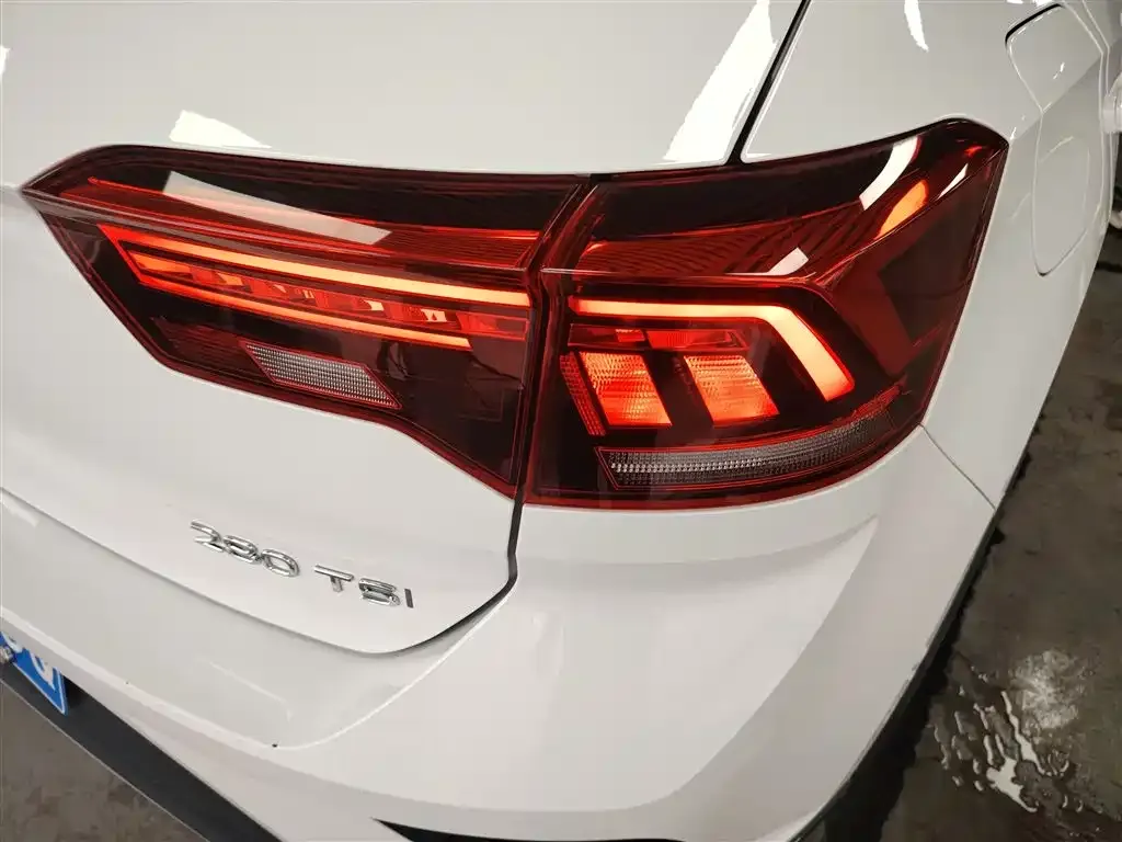 Volkswagen T-Roc 2022 из CN, фото 6