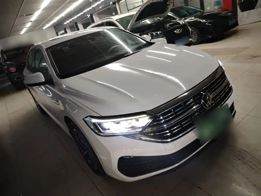 Volkswagen Sagitar 2024 из CN, фото 8
