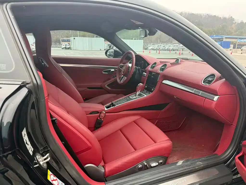 Porsche 718 2025 из CN, фото 2