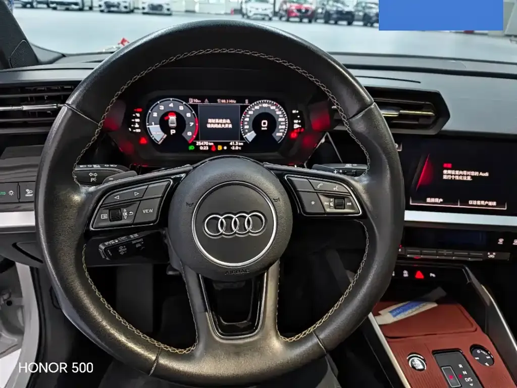 Audi A3 2023 из CN, фото 8