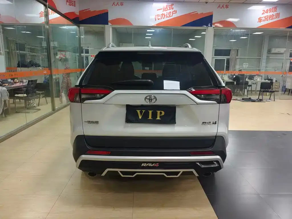 Toyota RAV4 2021 из CN, фото 8