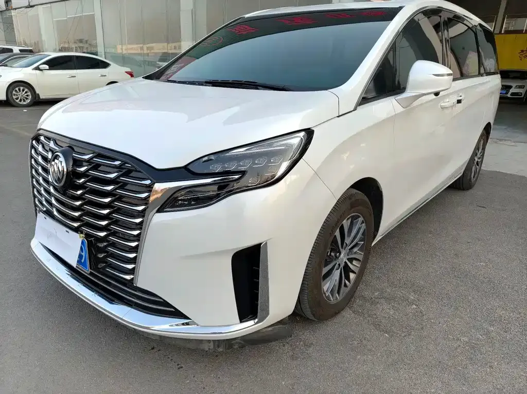 Buick GL8 2025 из CN, фото 1