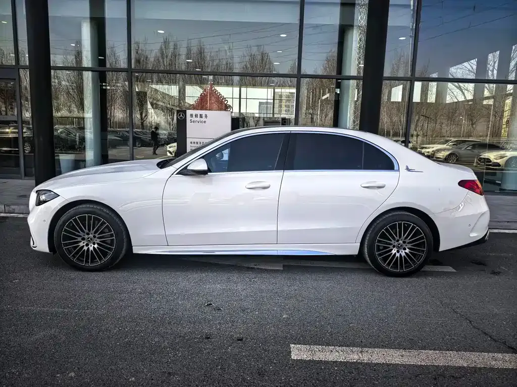 Mercedes-Benz C-Class 2025 из CN, фото 4