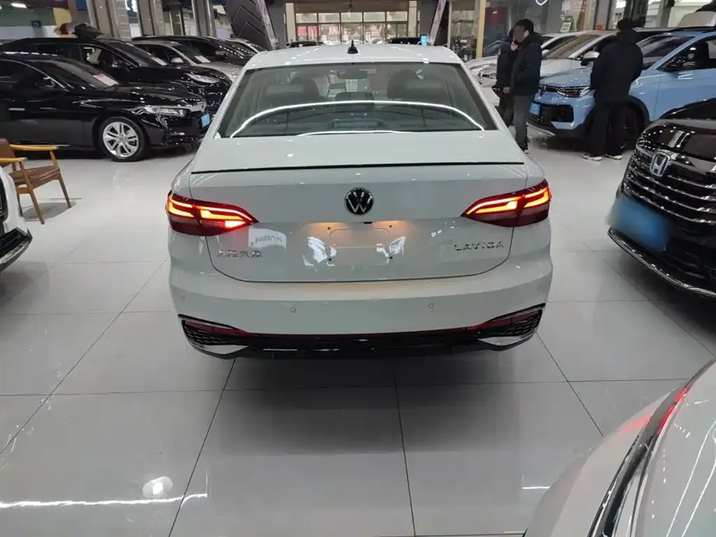 Volkswagen Lavida 2024 из CN, фото 5