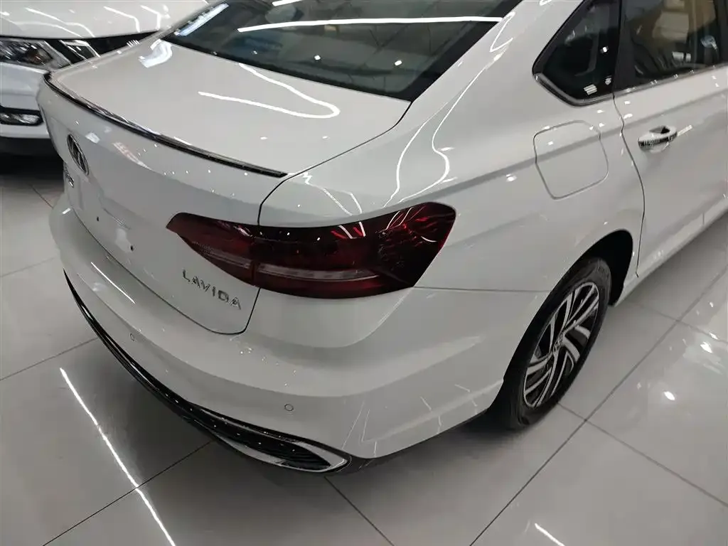Volkswagen Lavida 2024 из CN, фото 4