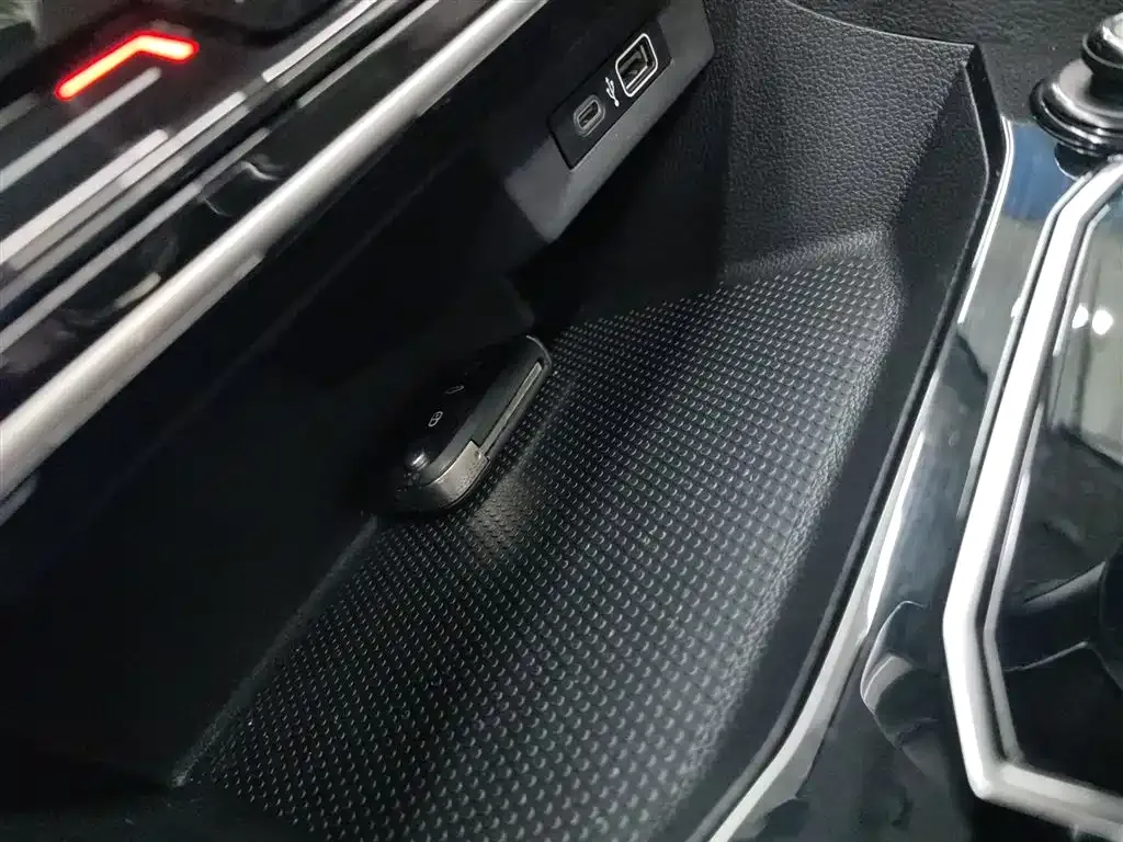 Volkswagen Lavida 2024 из CN, фото 7