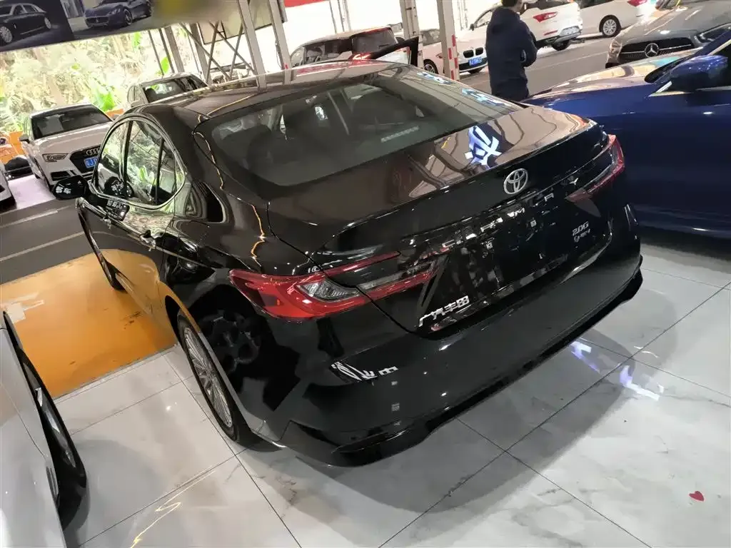 Toyota Camry 2025 из CN, фото 3