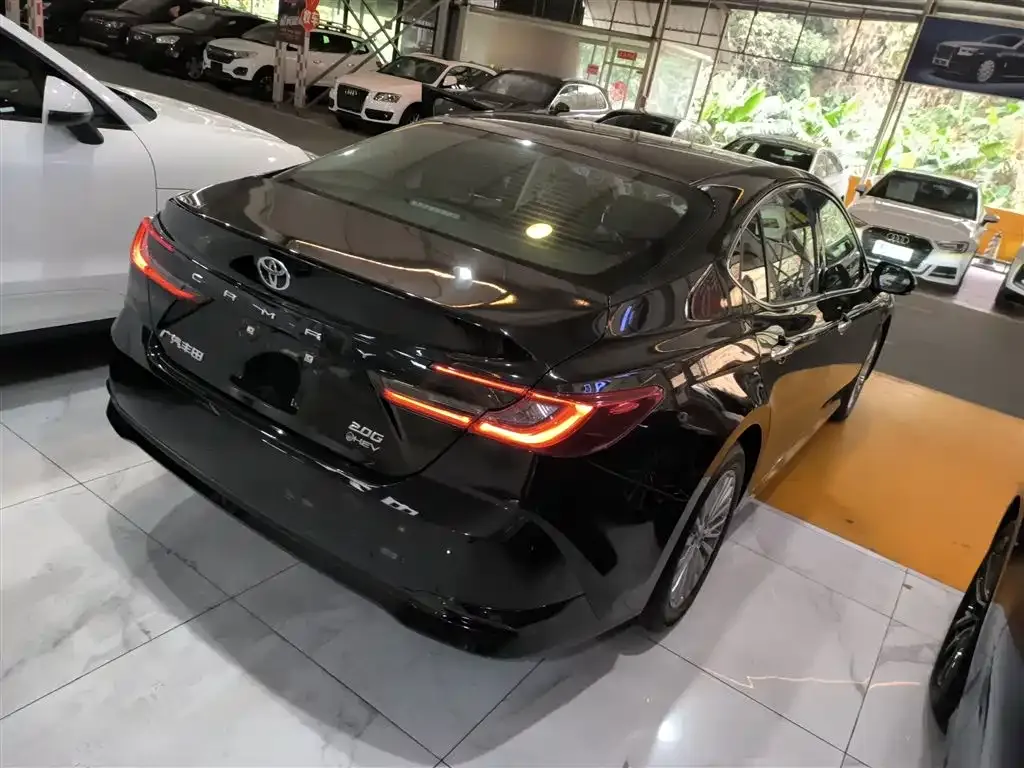 Toyota Camry 2025 из CN, фото 8