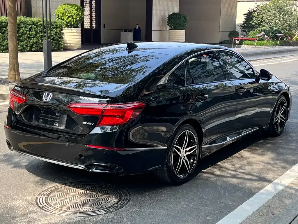 Honda Inspire — фото 5