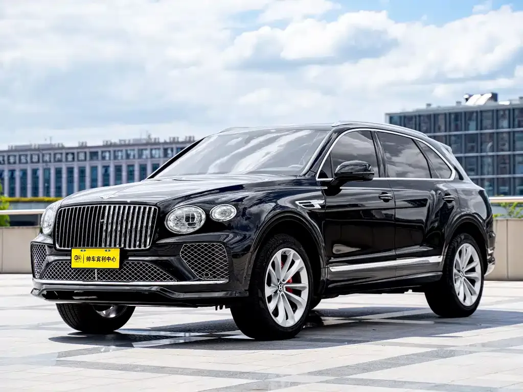Bentley Bentayga — фото 1