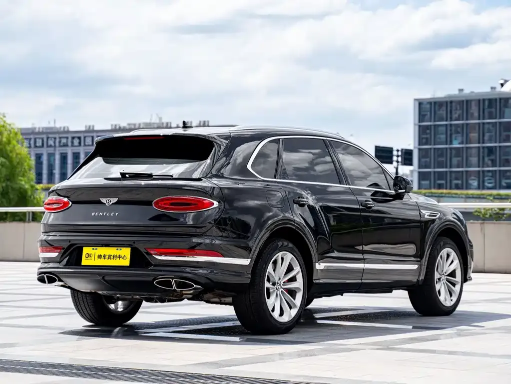 Bentley Bentayga — фото 3