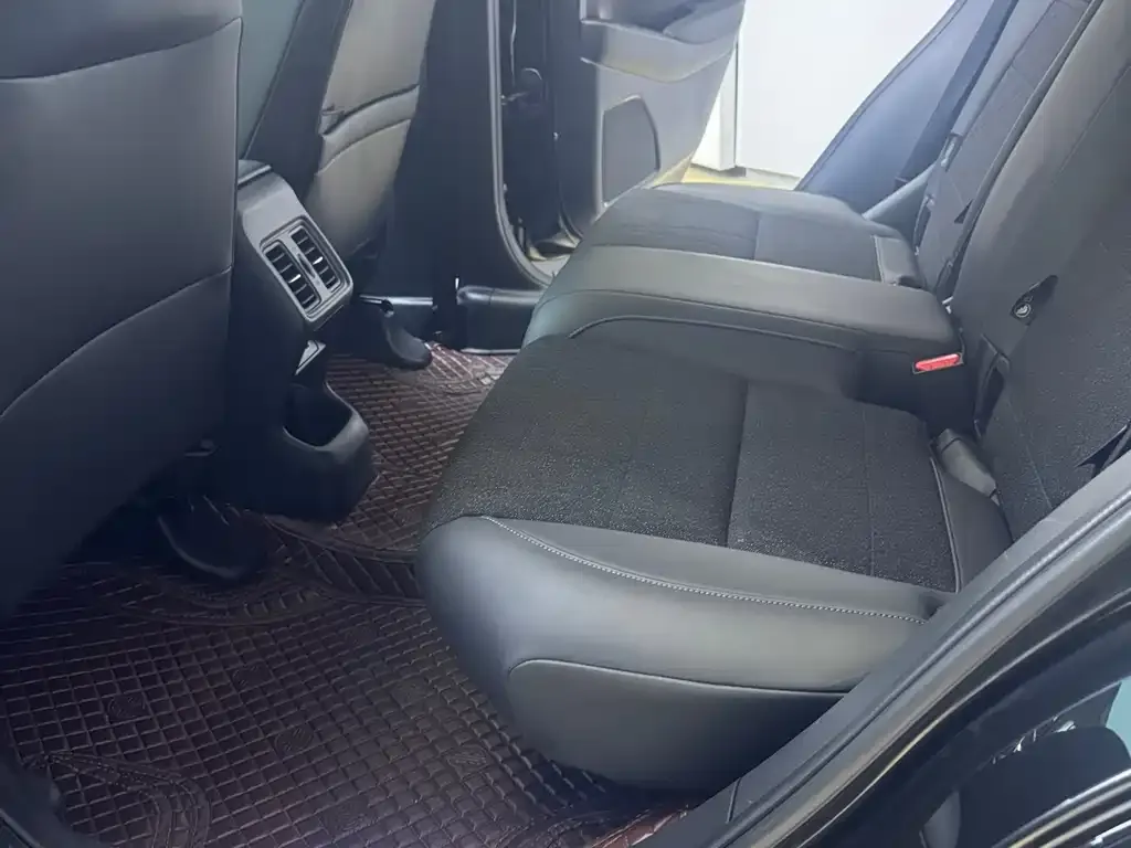 Honda Vezel 2023 из CN, фото 7