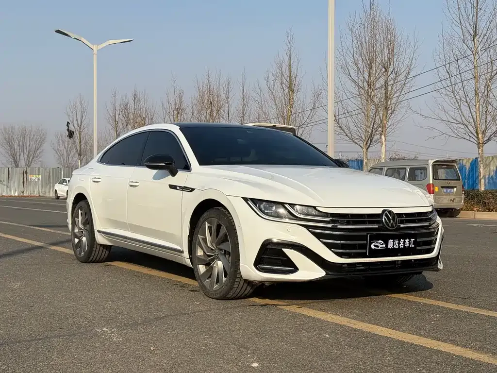 Volkswagen CC 2024 из CN, фото 3
