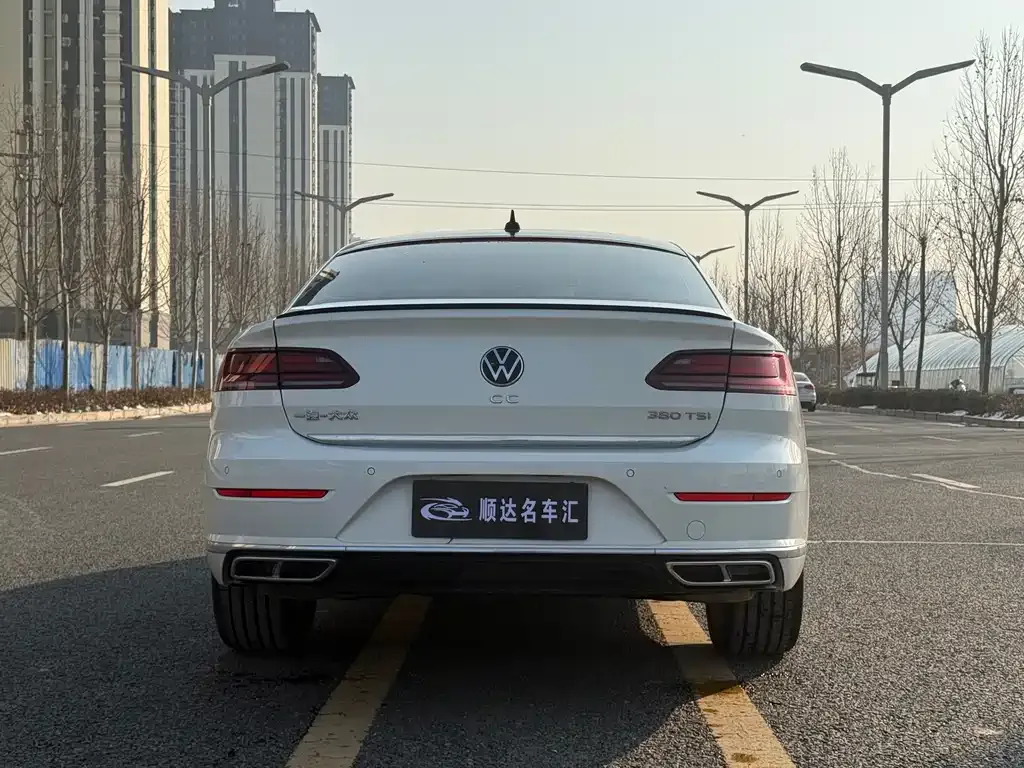 Volkswagen CC 2024 из CN, фото 5