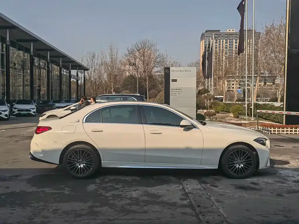 Mercedes-Benz C-Class 2025 из CN, фото 5