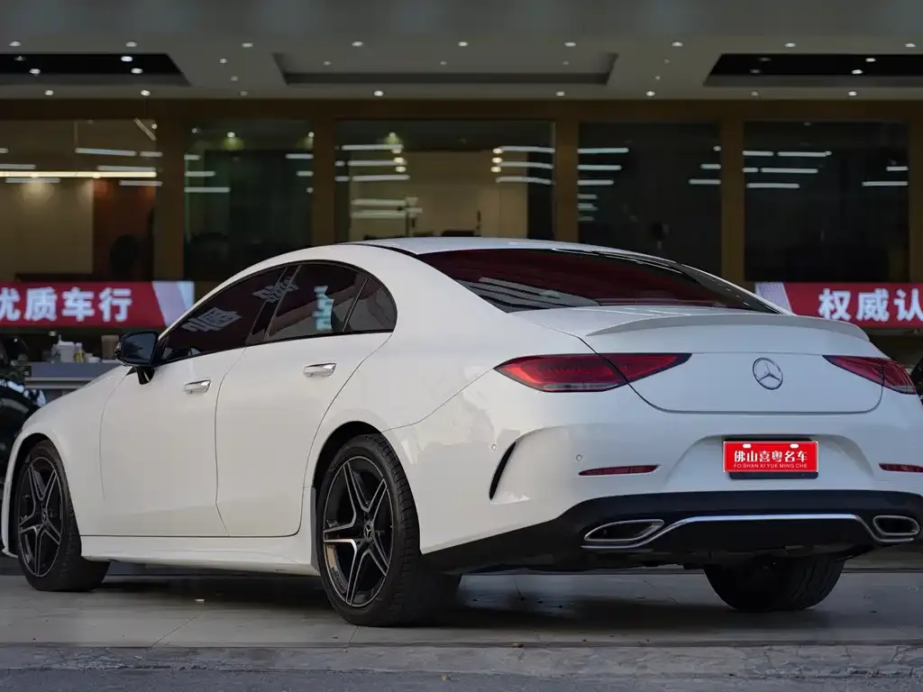 Mercedes-Benz CLS — фото 4