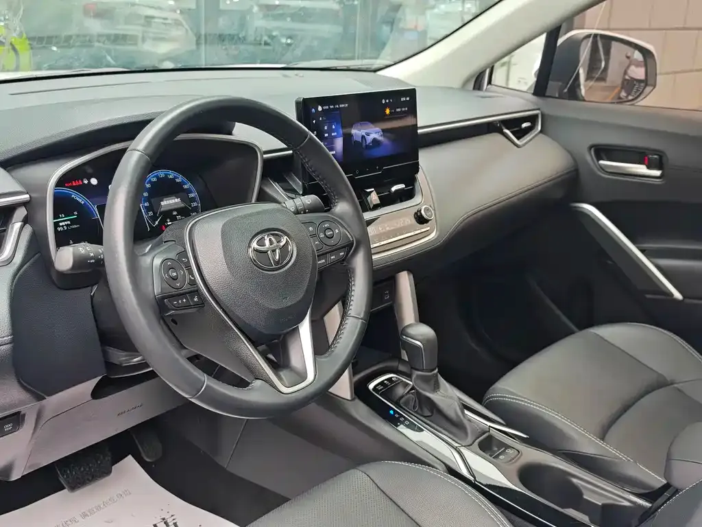 Toyota Frontlander — фото 2