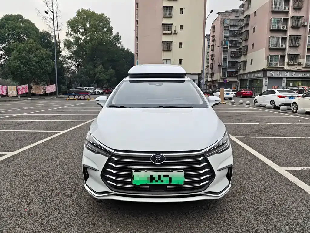 BYD MAX New Energy — фото 10
