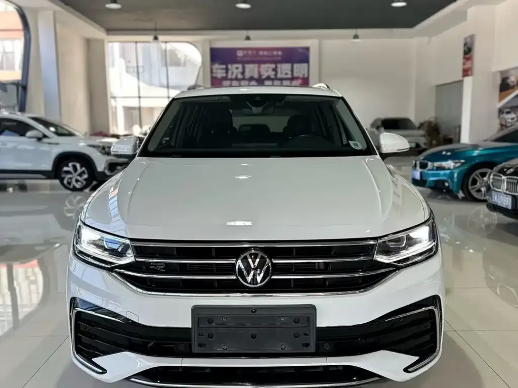 Volkswagen Tiguan L 2023 из CN, фото 8