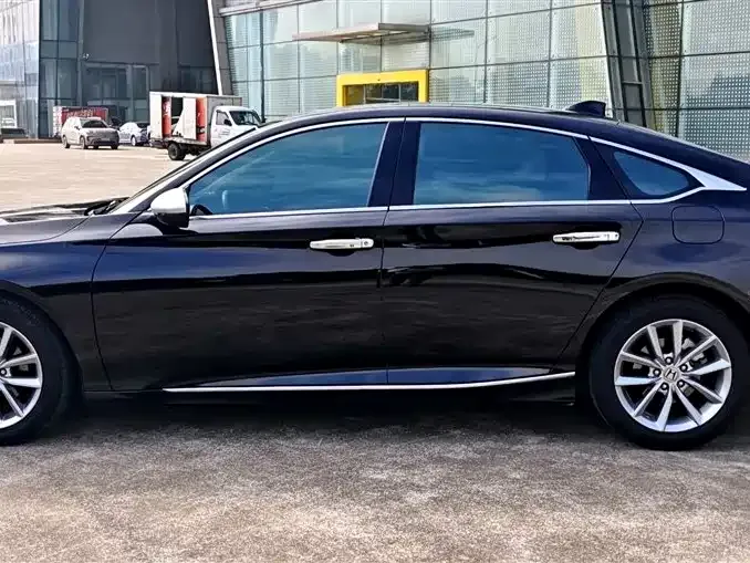 Honda Accord 2022 из CN, фото 2