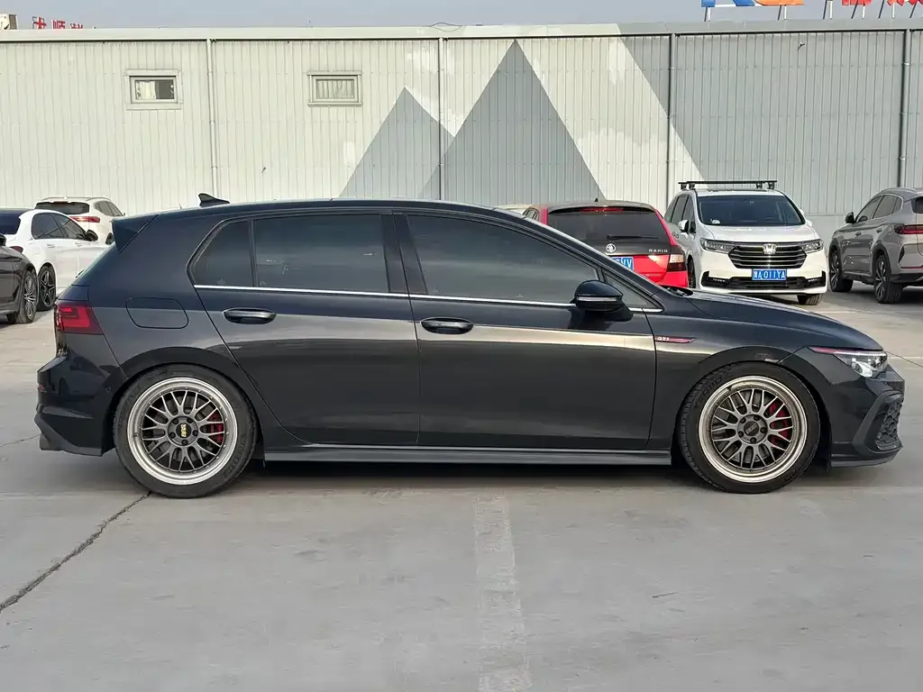 Volkswagen Golf GTI 2022 из CN, фото 3