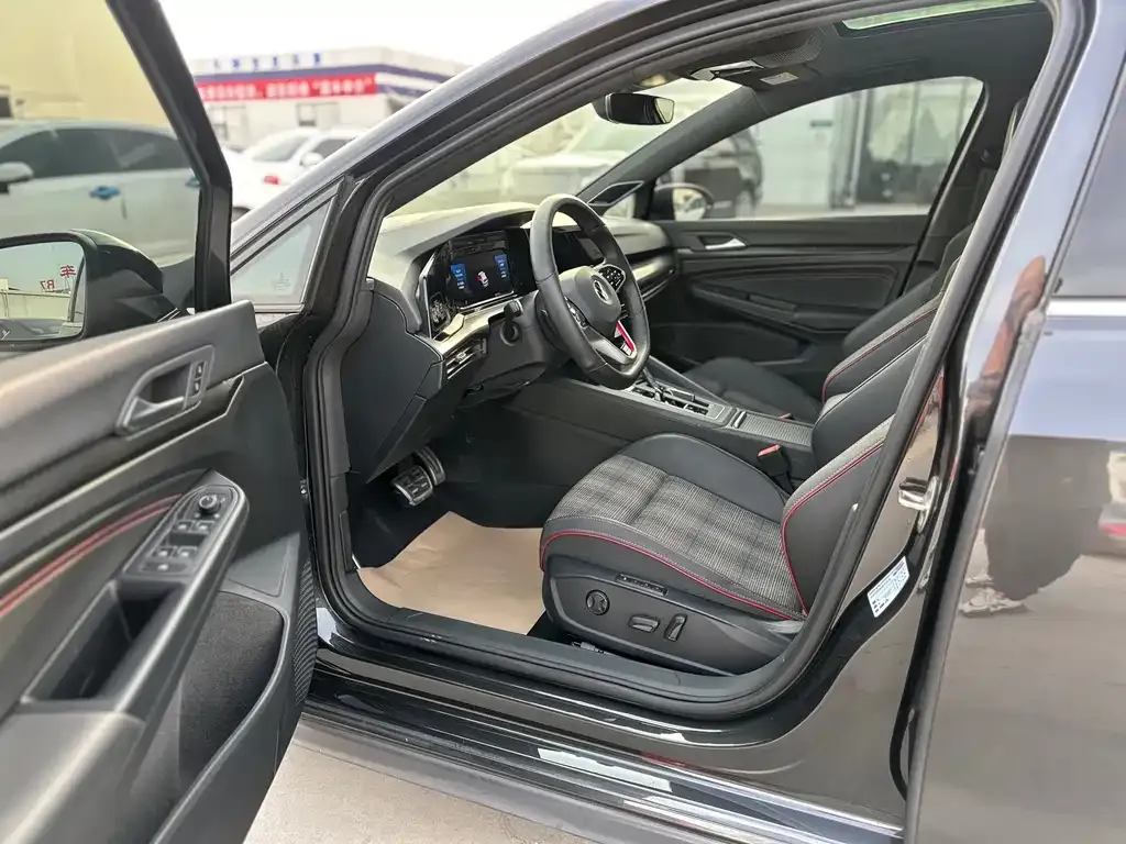 Volkswagen Golf GTI 2022 из CN, фото 9