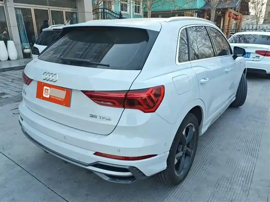 Audi Q3 2023 из CN, фото 3