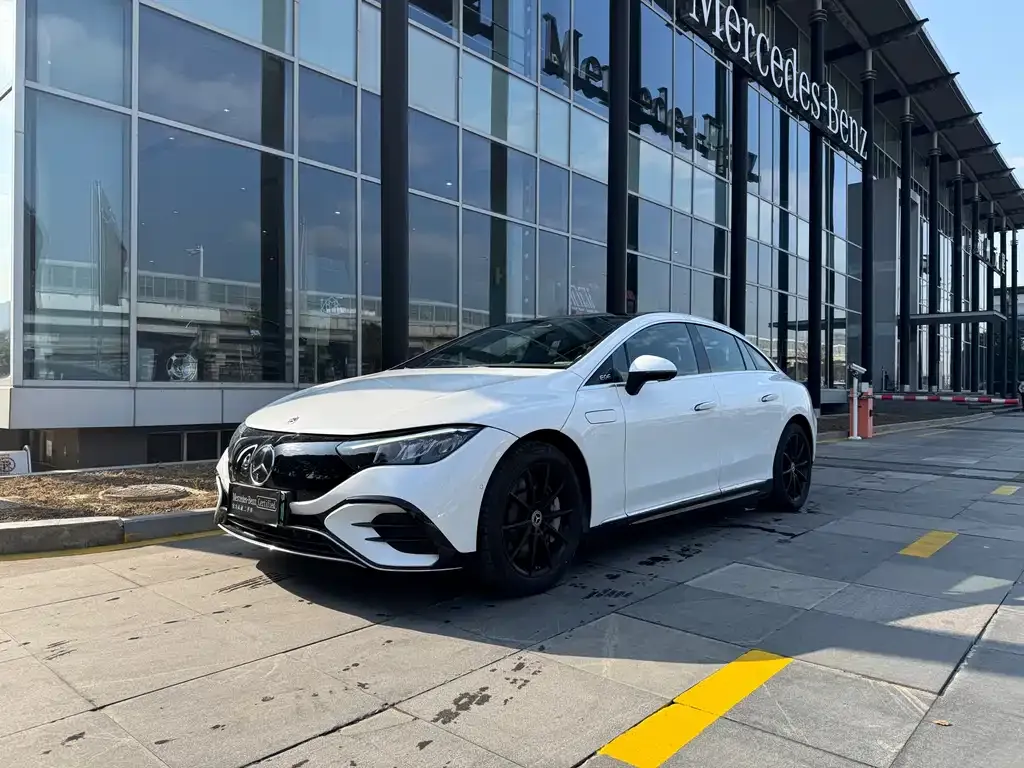 Mercedes-Benz EQE 2023 из CN, фото 1