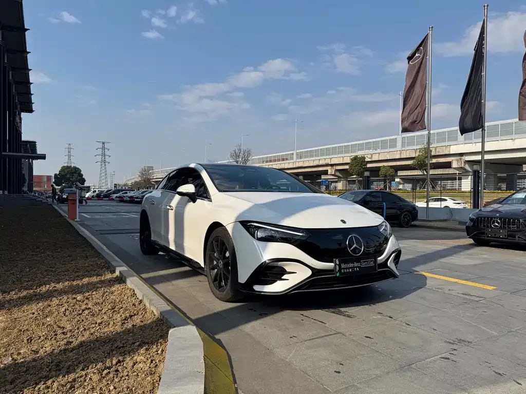 Mercedes-Benz EQE 2023 из CN, фото 8