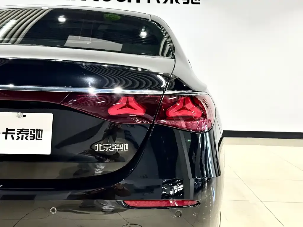 Mercedes-Benz E-Class 2025 из CN, фото 9