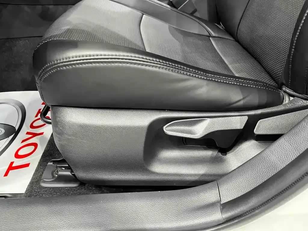 Toyota Levin 2022 из CN, фото 10