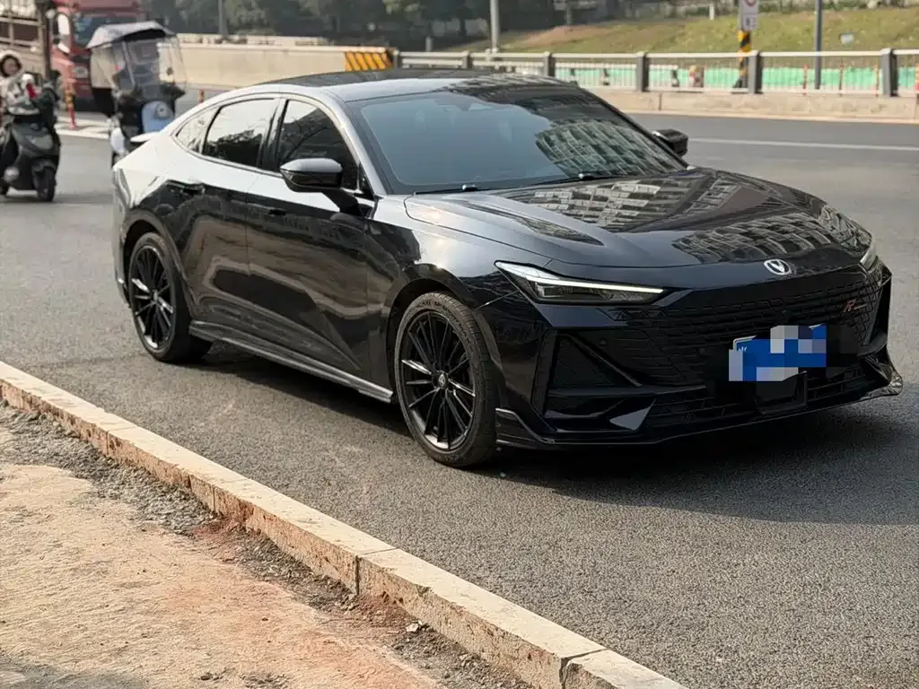 Changan UNI-V 2023 из CN, фото 4