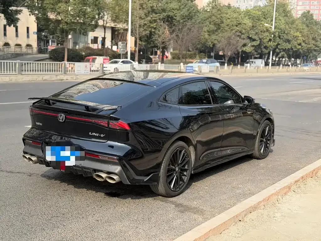 Changan UNI-V 2023 из CN, фото 6